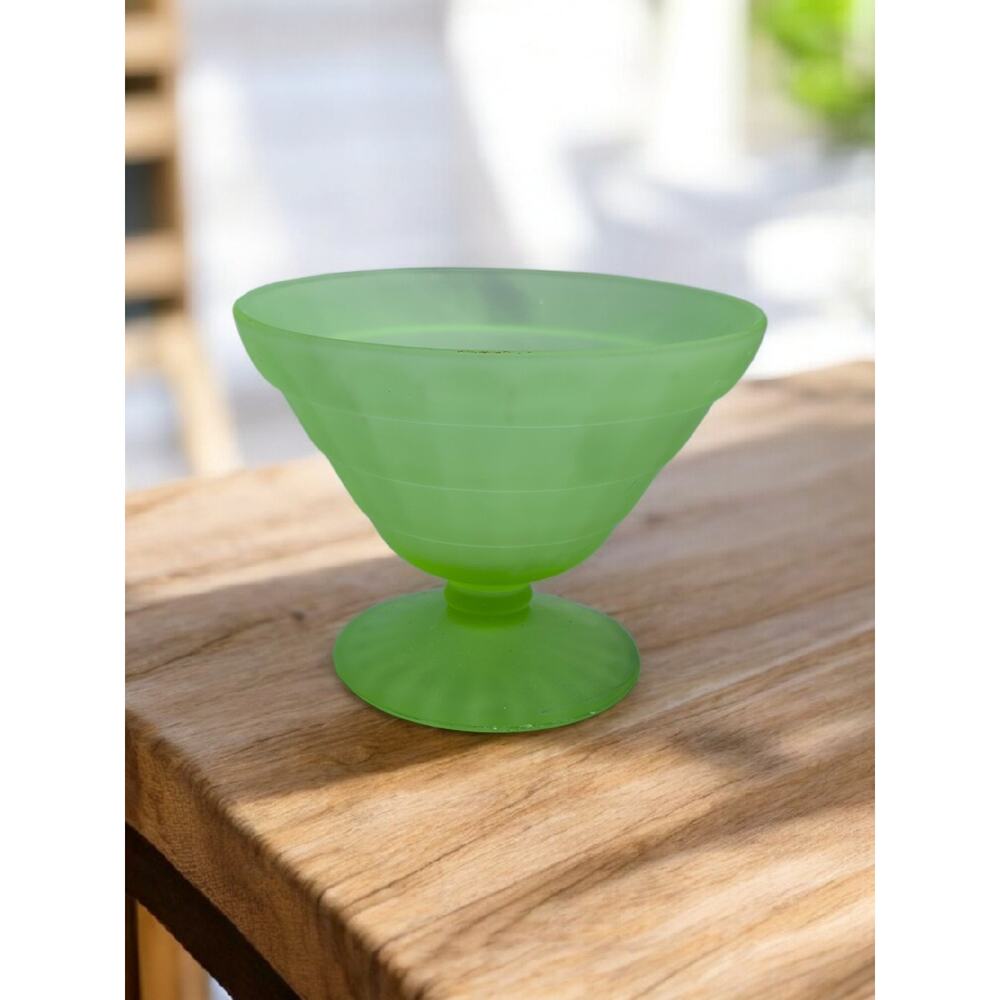 Vintage Satin Green Vaselin Glass Ribbed Parfait Dish 2.88" x 3.75" x 3.75 Excel